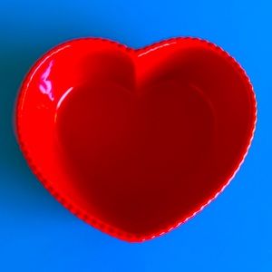 Valentines Red Heart Shaped Deep Dish Christmas Holiday Love Engagement Retro